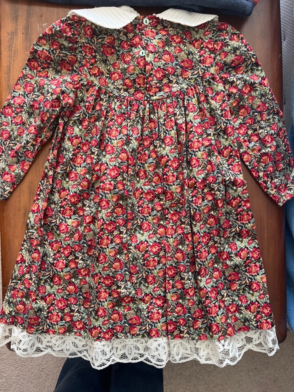 Little Girl Red Roses Dress with White Collar and White Lace at Bottom - Picture 5 of 14